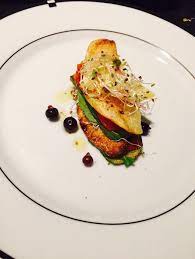 Como en cada emisión de almorzando con mirtha legrand, jimena monteverde se acercó a la mesa de juana viale y sus invitados para comunicar cuál sería el menú del almuerzo. Mirtha Legrand On Twitter Avocado Egg Food Breakfast