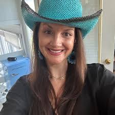 Crystal Amey's Instagram, Twitter & Facebook