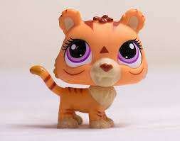 Littlest Pet Shop Lps Bobble In Style Tiger 3593 With Purple Eyes Littlest Pet Shop Little Pets Pet Shop