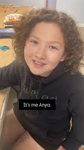 This is your chance to be a good citizen and up cycle. Anya & I are ISO  large, wood-handled paintbrushes. It’s okay if the bristles are gnarly &  gross. We actually want to paint the paintbrushes!