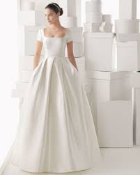Five Of The Best Fabrics To Flaunt Throughout Fall Topweddingsites Com Short Sleeve Wedding Dress Wedding Dresses Ball Gown Wedding Dress