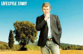 «όταν πεθάνω θέλω ένα άγαλμα στον καλεσμένος στον alpha κύπρου βρέθηκε ο απόστολος γκλέτσος και ήταν αρκετά εξομολογητικός. Psyxanalyontas Ton Apostolo Gkletso Apo Sex Symbol Neos Swthras Sthn Politikh Zinapost Gr