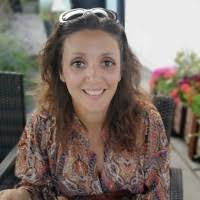 50+ "Ami Mba" profiles