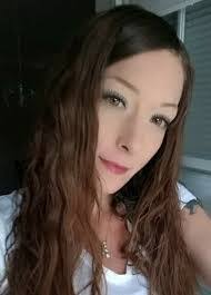 Becky Compton's Instagram, Twitter & Facebook