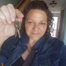 Rebecca Trotter's Instagram, Twitter & Facebook