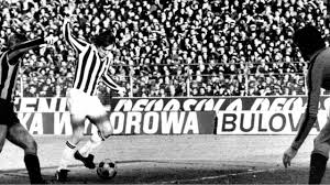 La juve manovra il gioco, l'inter non riesce a prende l'iniziativa e soffre22:01. 16 01 1977 Serie A Juventus Inter 2 0 Youtube