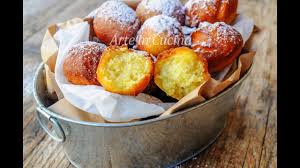Di zucchero a velo, farina, 1 bustina di zafferano, lievito per dolci. Arrubiolus Dolci Sardi Alla Ricotta Dolci Di Carnevale Youtube