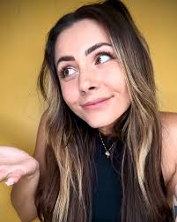 Kiana Olivia Gray (@kianalaughs_) • Instagram photos and videos