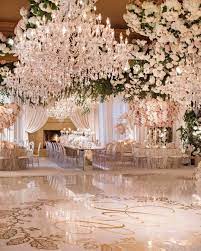 Pin By Ntxa On Party White Wedding Decorations Elegant Wedding Reception Wedding Decorations