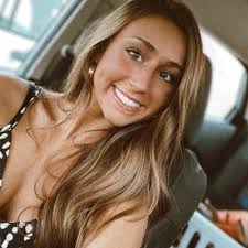 Holly Browning (@h_browning75)