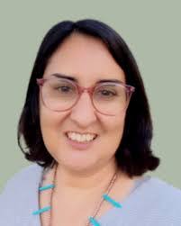 Carmen Simon's Instagram, Twitter & Facebook