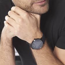 Je ne la porte plus. Montres Tendances Acier Boucle Ardillon Anses Noir Ronde Himhnqe2620 Histoire D Or