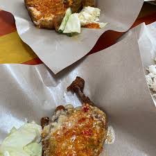 Ayam gepuk sambel bawang pak gembus merupakan. Fotos Bei Restoran Ayam Gepuk Pak Gembus Restaurant