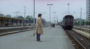 «первая ночь покоя» — художественный фильм 1972 года совместного производства италии и франции, снятый режиссёром валерио дзурлини. Segnalazioni Location Di La Prima Notte Di Quiete 1972 Forum Il Davinotti