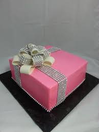 Pin By Doritta Rl On Cake Decorating Ideas Ribbon Cake Gift Box Cakes Present Cake
