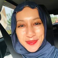 PART lanjutan Awal mula romansa sang dara dan hensem... Pd para alumnus  PANGGILAN darurat panggilan darurat DEEF yuniperistas!!.. Marii bergabung  dan simak materi PERJALANAN ROMANSA DARA JELITA DAN HENSEM Dengan  mengesampingkan fakta