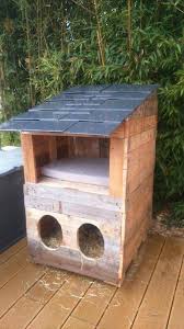Pallet Wall Shelves 1001 Pallets Cat House Diy Outdoor Cat House Feral Cat House