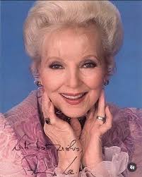 can someone tell me who that is next to Fitz? Eli, Bianca, ?? , and Fitz.. 