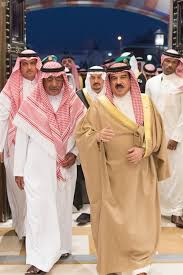 أبناء وبنات الملك خالد رحمه الله الأمير بندر. Ø£Ø®Ø¨Ø§Ø± 24 Ø§Ù„Ø£Ù…ÙŠØ± Ù…Ù‚Ø±Ù† Ø¨Ù† Ø¹Ø¨Ø¯Ø§Ù„Ø¹Ø²ÙŠØ² ÙŠØ³ØªÙ‚Ø¨Ù„ Ø§Ù„Ù…Ø¹Ø²ÙŠÙ† ÙÙŠ ÙˆÙØ§Ø© Ø§Ù„Ø£Ù…ÙŠØ± Ù…Ù†ØµÙˆØ± Ø¨Ù† Ù…Ù‚Ø±Ù† Ø±Ø­Ù…Ù‡ Ø§Ù„Ù„Ù‡ ØµÙˆØ±