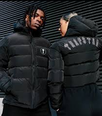 When complex first asked me to select the top 50 streetwear brands of all time, i thought the following 20 Black Owned Uk Streetwear Brands You Need To Cop This Autumn Bidhaar