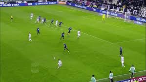 El gif animado de juve inter soccer perfecto para tus conversaciones. Gol Di Leonardo Bonucci In Juventus Inter