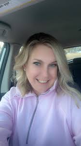 ITS MY BIRTHDAY 🎂🥳🎉 Where are my birthday twins! 3/15...39 years young! 