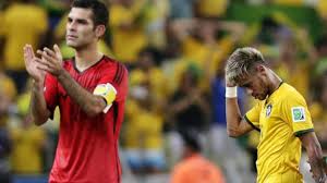 O brasil está só emoção na copa do mundo de 2018 e, depois de três jogos que foram um verdadeiro teste para cardíacos, a seleção verde e amarela se classificou para as oitavas de final e agora enfrenta o méxico na disputa pelo campeonato. Jogo Entre Brasil E Mexico Tem Empate No Campo E Tambem Na Arquibancada Bbc News Brasil