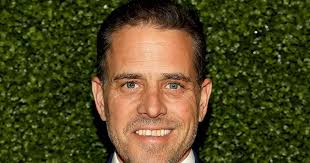 17.12.2020 · hunter biden now has not only a department of justice investigation into his taxes to contend with, but also his first solo art show to prepare for next year. Hunter Biden Reportedly Planning First Solo Painting Show