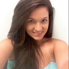 Ashley Axson's Instagram, Twitter & Facebook