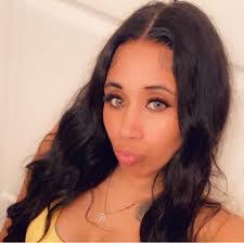 Vanity Chappell's Instagram, Twitter & Facebook