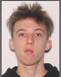 🚨 NEW: 19-year-old Hackensack man charged with possession of child  pornography A 19-year-old from Hackensack has been charged with possession  of child pornography, according to authorities. Prosecutors say a search  warrant was