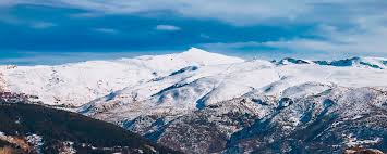 Estacion De Esqui De Sierra Nevada En Granada