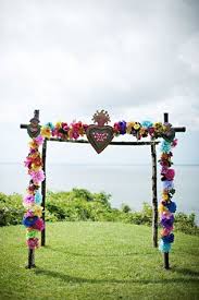 Traslada el exotismo y peculiaridad de la decoración mexicana a tu casa con algunos trucos que te dejamos en este post. Ideas Para Una Boda Estilo Mexicano El Blog De Una Novia