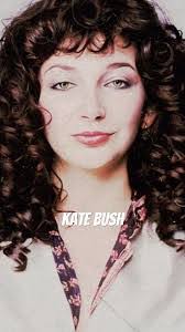 Gina Coates's Instagram, Twitter & Facebook