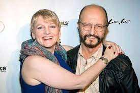 Alison arngrim has not been previously engaged. Marie Fiance Ou Celibataire Le Statut Du Casting De La Petite Maison Dans La Prairie