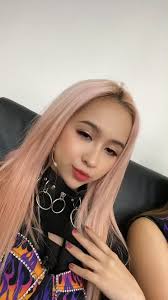 Hannah X Mirror Mirror