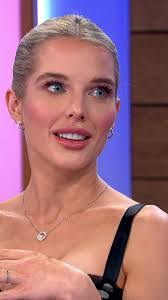 Pauline Burnham's Instagram, Twitter & Facebook