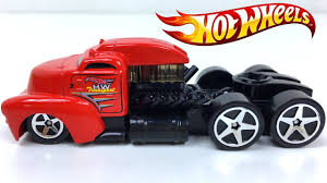 En una de esas tumbas encontramos el carro de caballos miniatura, un juguete y un sonajero con motivos de pájaros compartió. Mega Coleccion De Camiones Transportadores Hot Wheels Juguetes Para Ninos Con Carros Youtube