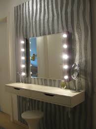 Selbstgebauter Schminktisch Ankleidezimmer Design Schminktisch Raumideen Diy