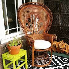 Tijana Popovic On Instagram Craigslist Find 20 Peacock Wicker Chair Wicker Peacockchair Craigslistfinds Craigslist Wicker Chair Wicker Cozy Patio
