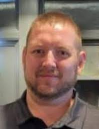 Isaac Estes's Instagram, Twitter & Facebook