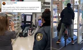 Uniform stealing bosrd (page 1) how to write on board of stealing cloths uniform stealing board • view topic i have even begun to shoplift clothing. Robber Steals Trash Bag Full Of Goods From San Francisco Walgreens Daily Mail Online