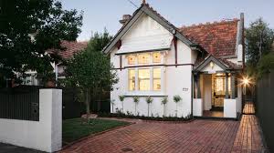 How to find rental properties, shared house, backpacker hostels or other cheap accommodations. Why Your House Is Freezing In Winter And How To Warm It Up