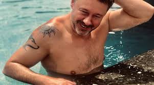 Zaznaczył przy tym, że nieistotna jest płeć, tożsamość czy orientacja seksualna. Andrzej Piaseczny Wezmie Slub Nie Jestem Czlowiekiem Samotnym Tworze Relacje