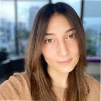 500+ profilů „Saakyan“