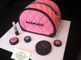 Fondant Make Up Logo Mac Makeup Logo For Cakes Cupcakes Or Fondant Make Up Accessories On Luulla Gateau Original Idee Gateau Anniverssaire