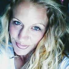 Kari Blankenship's Instagram, Twitter & Facebook