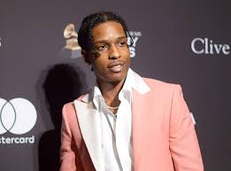 Поделиться asap rocky and brockhampton, asap ferg — bankroll (2021). Who Is A Ap Rocky The Rapper Rihanna Are Reportedly Dating Hollywood Life