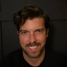 Stephen Key's Instagram, Twitter & Facebook