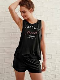 Sortlu Pijama Takimlari Siyah Sifir Kollu Spor Cok Sade Pijama Takimlari Pijama Victoria S Secret Kadin Olmak